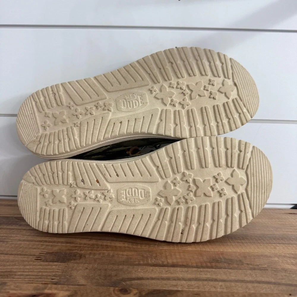 Hey Dude Men's Olive Camo Fish - Picture 4 of 5